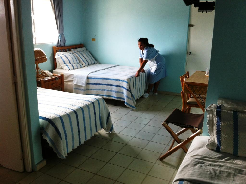 Hotel Caribe Barahona エクステリア 写真