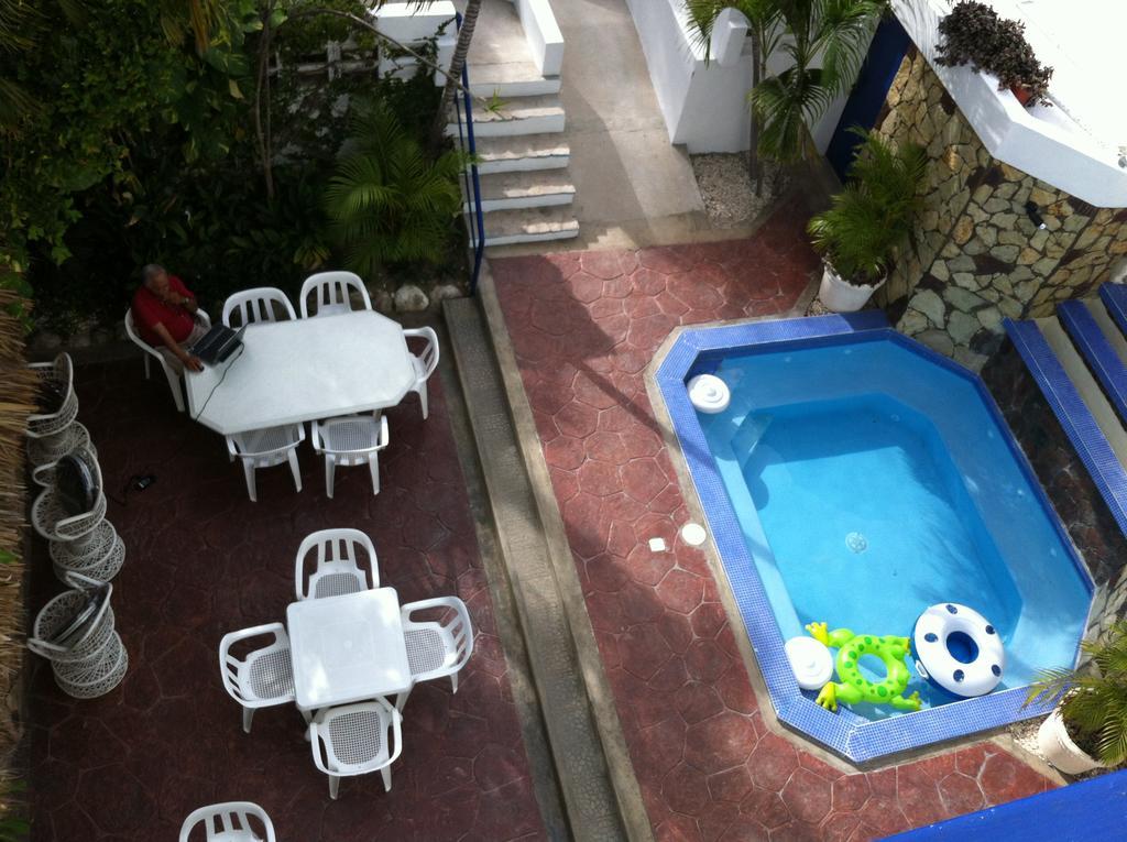 Hotel Caribe Barahona エクステリア 写真