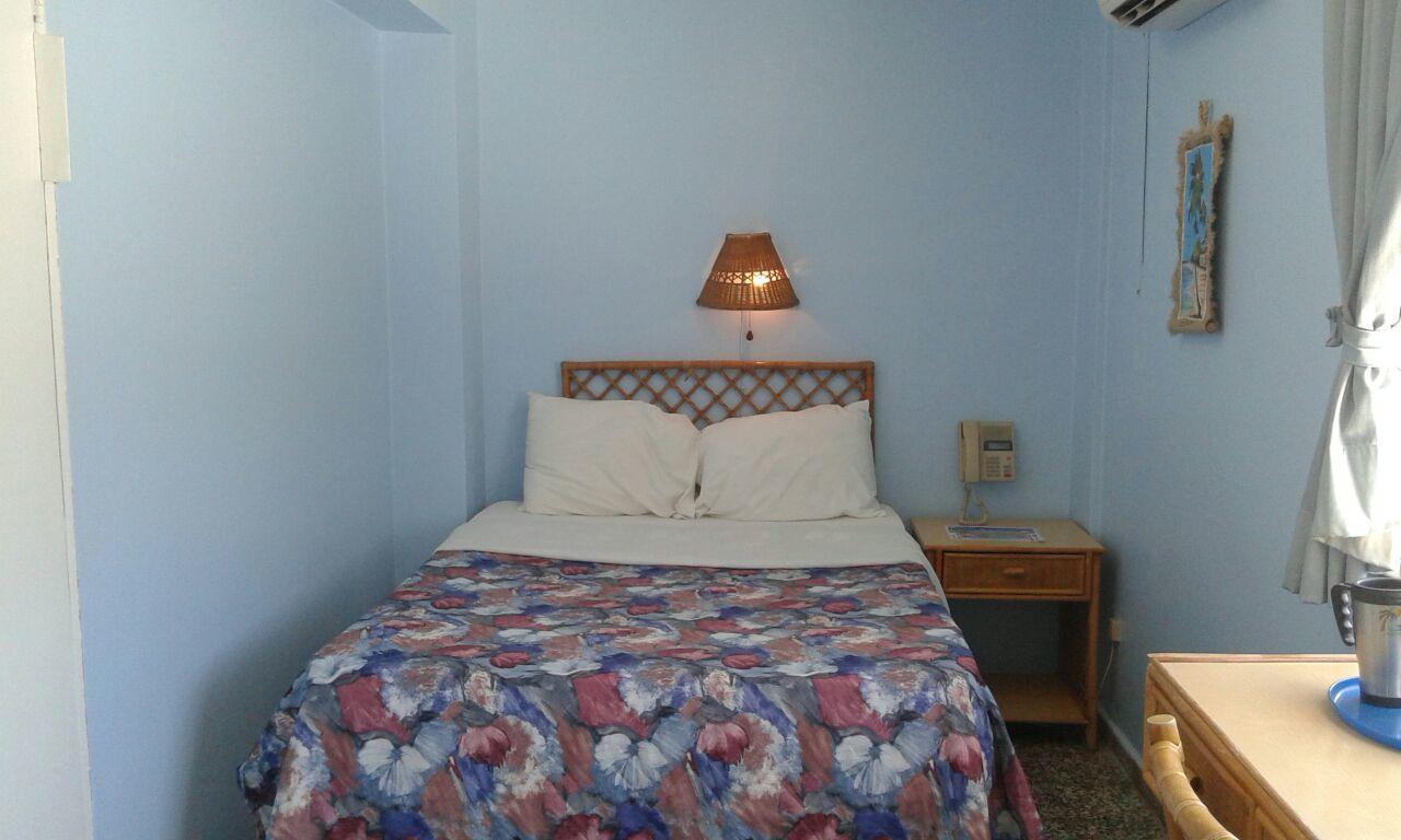 Hotel Caribe Barahona エクステリア 写真