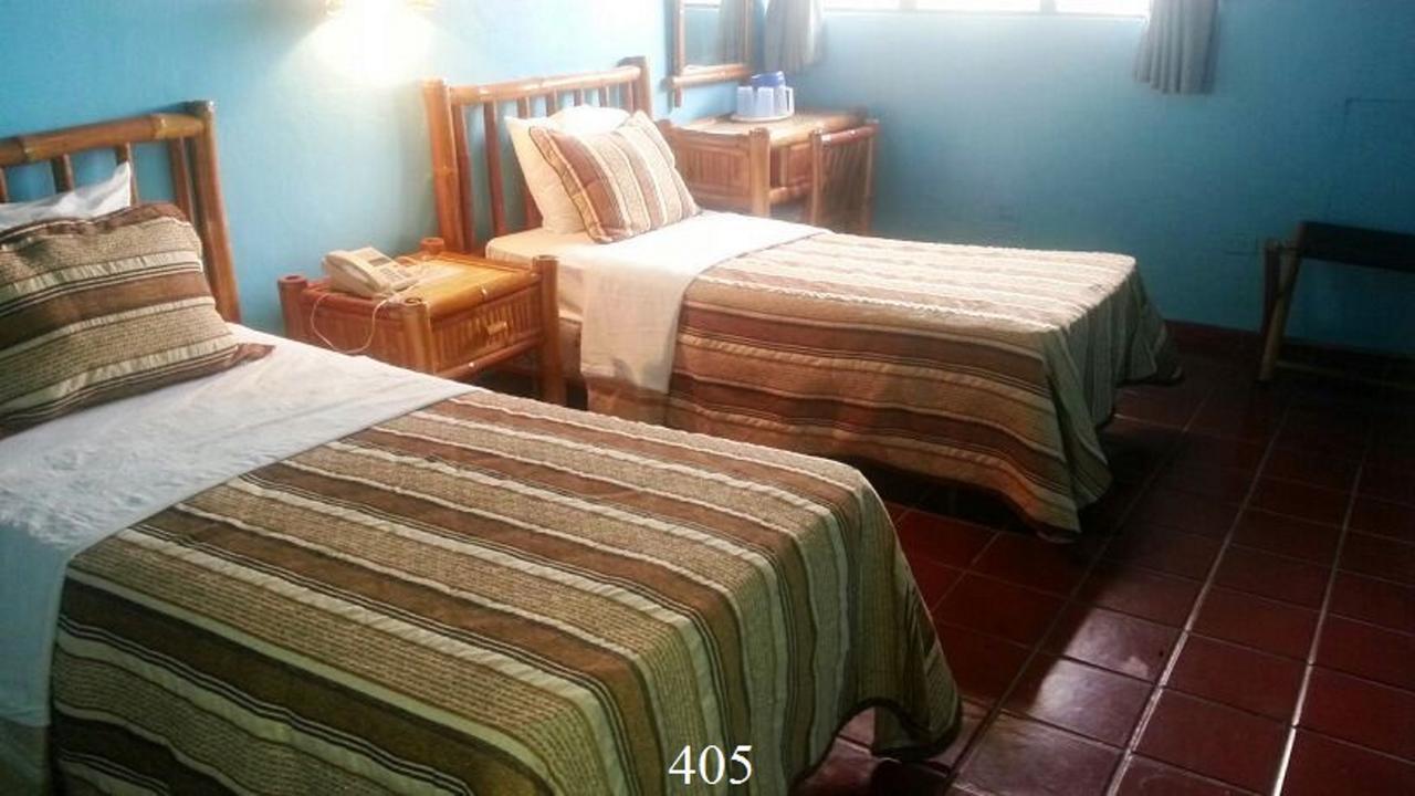 Hotel Caribe Barahona エクステリア 写真