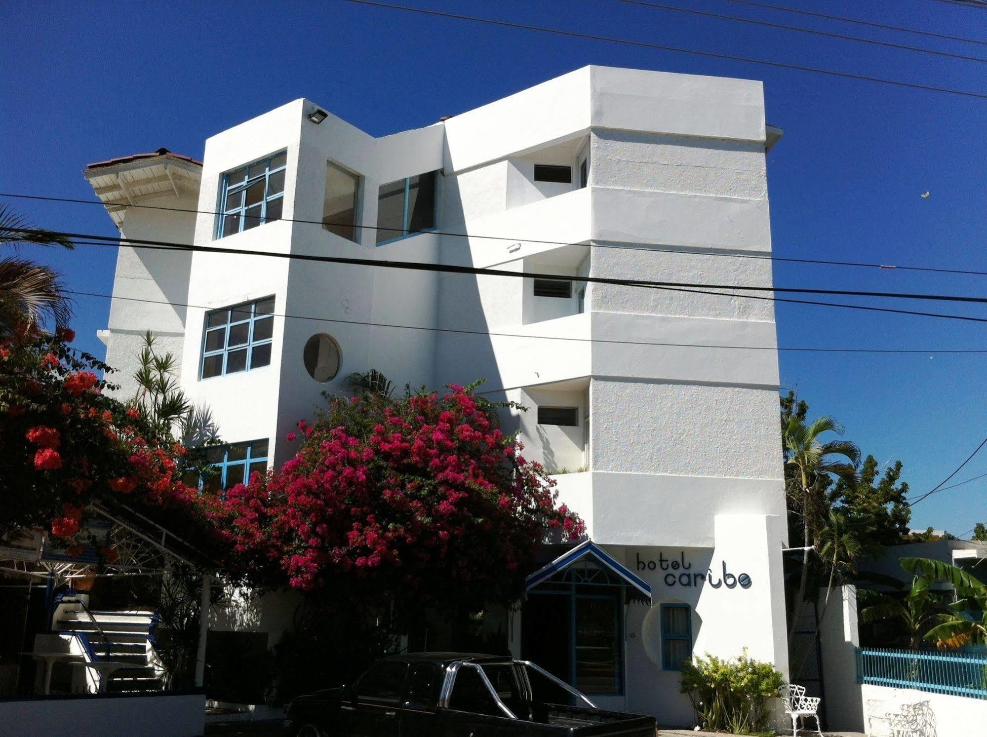 Hotel Caribe Barahona エクステリア 写真