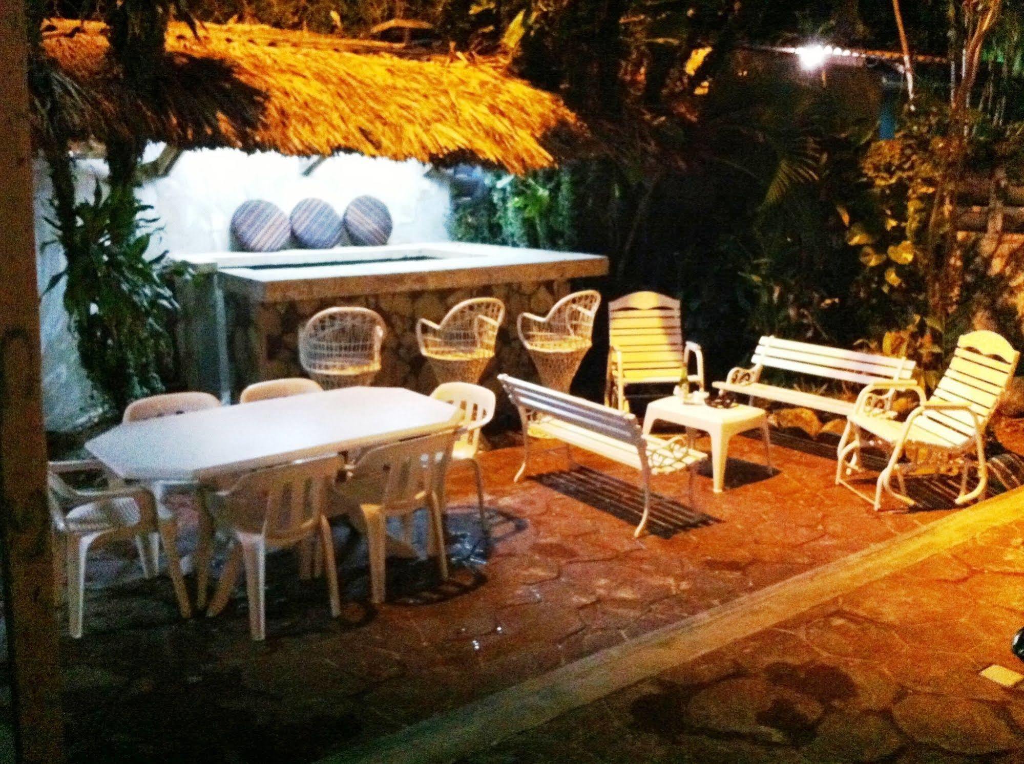 Hotel Caribe Barahona エクステリア 写真