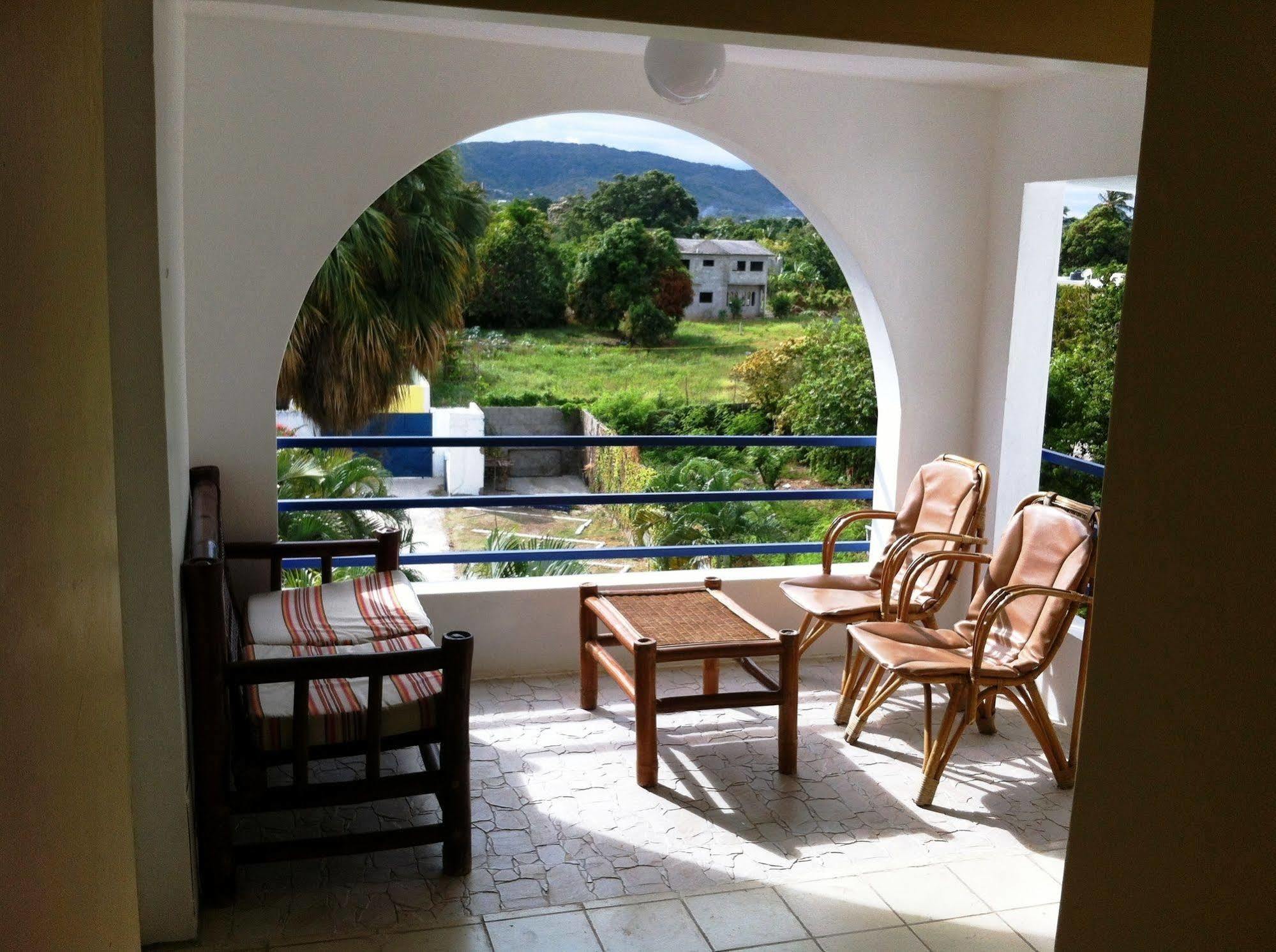Hotel Caribe Barahona エクステリア 写真