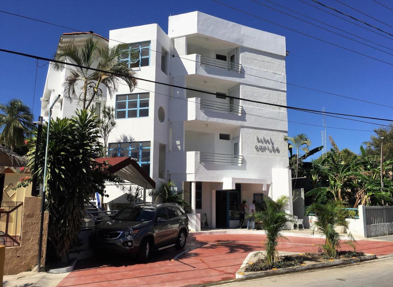 Hotel Caribe Barahona エクステリア 写真